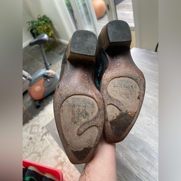 A RARE VINTAGE stunner! Cowboy Boots! - Picture 11 of 11